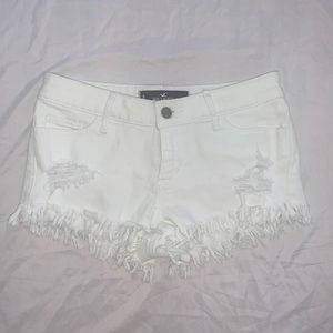 Low rise white hollister shorts